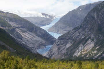 Glaciar Nigardsbreen descendiendo del Jostedalsbreen.