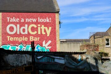 Los murales que emergen entre las calles de Temple Bar son parte del aire irlandés